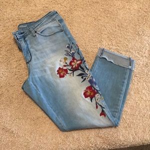 Universal Thread Floral Embroidered Jeans- Light Blue
